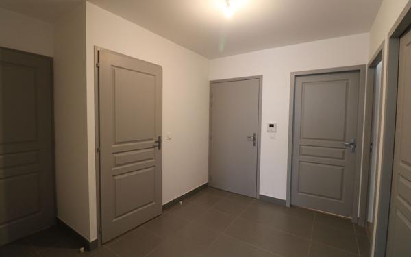 Appartement à vendre    4 pièces • 92,72 m2 Saint-Pierre-en-Faucigny