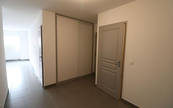 Appartement à vendre    4 pièces • 92,72 m2 Saint-Pierre-en-Faucigny