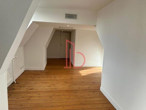 Bureau de 76 m² à louer à Bordeaux Chartrons