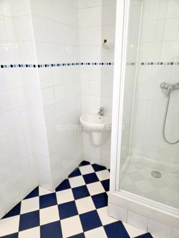 Appartement 3 pièces / 1 Chambre - Balcon - 59 m2 - 128 000 € FAI
