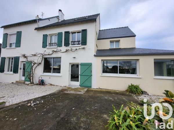 Maison de ville 14 pièces de 250 m² à Ambon (56190)