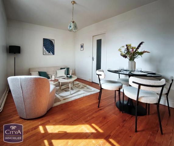 Appartement à vendre 2 pièces 44m² Cernay-la-Ville (78720)