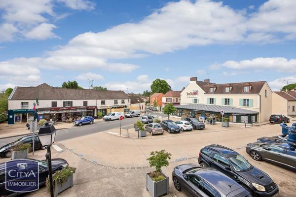 Appartement à vendre 2 pièces 44m² Cernay-la-Ville (78720)