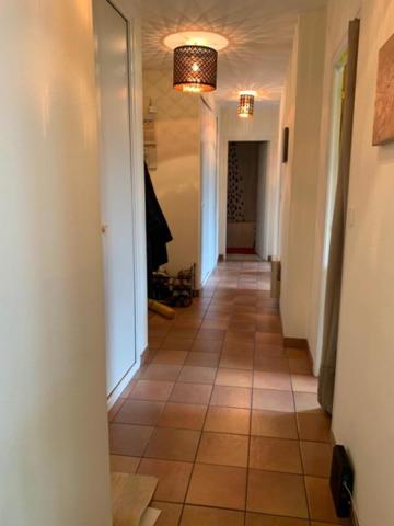 Appartement
                                                                                                                                                                                                                                                                                                                        3 pièce(s)                                                                                                                                                                                                          2 chambre(s)                                                                                                                                                                                                          58  m²