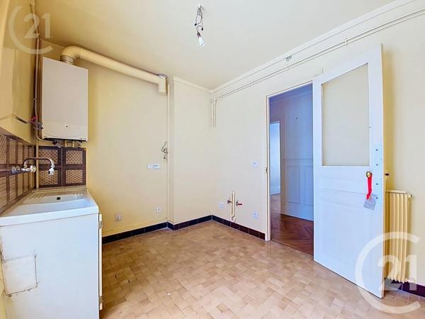 Appartement F3 à vendre  3 pièces - 65,50 m 2   LEVALLOIS PERRET  - 92