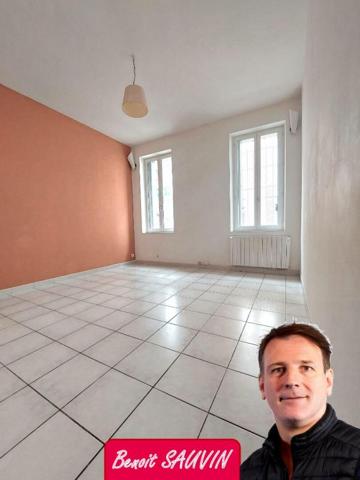 REZ-DE-COUR ensoleillé ! + PROFESSION LIBERALE