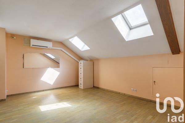 Duplex 6 pièces de 133 m² à Villeurbanne (69100)