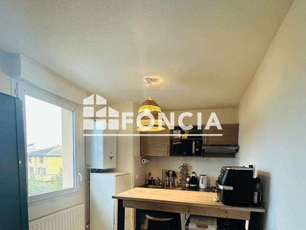 Location Appartement 2 pièces 47.9 m² - 36 RUE DES VERNES Roanne 42300