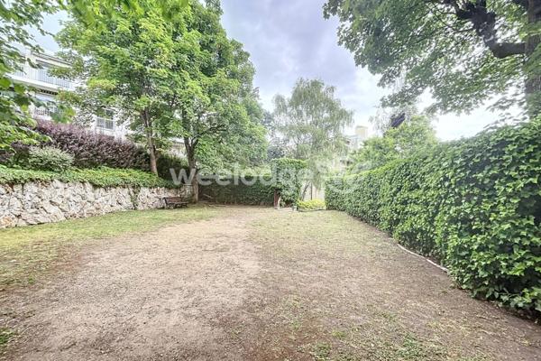 Appartement à vendre 4 pièces de 81 m² à Le Plessis-Robinson