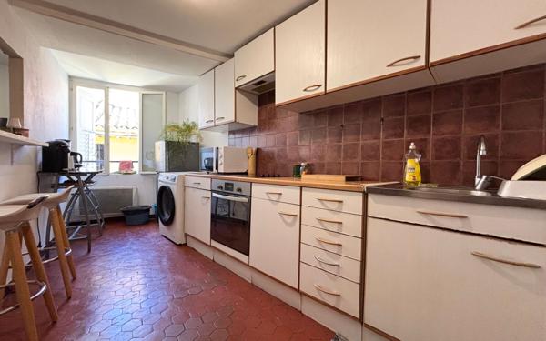 Appartement à vendre    2 pièces • 59 m2 Grasse