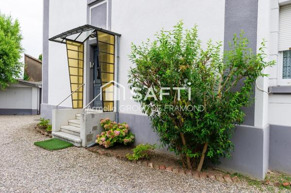 Situé à Pfastatt, appartement de 89 m2 habitable et 115 m2 au sol, 4 pièces,3 chambres avec très agréable terrasse de 18 m2 sans vis-à-vis, place de parking et dépendance aménageable.