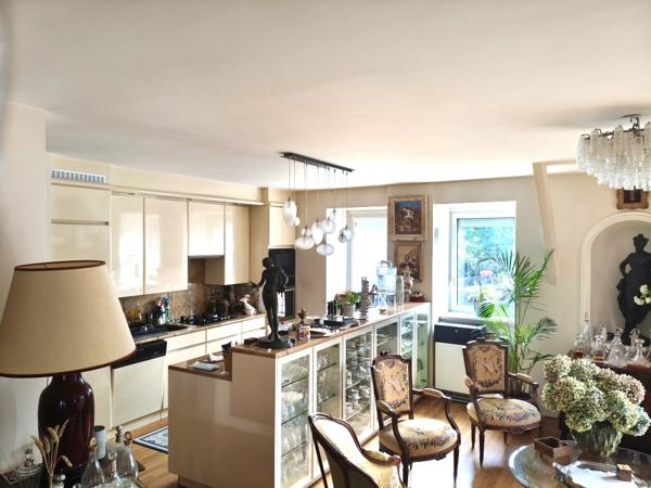 Exclusivité!! Vente interactive, APPEL d'OFFRES. Côtes d'Armor 22400 LAMBALLE. 4 chambres, Hypercentre, duplex bien d'exception