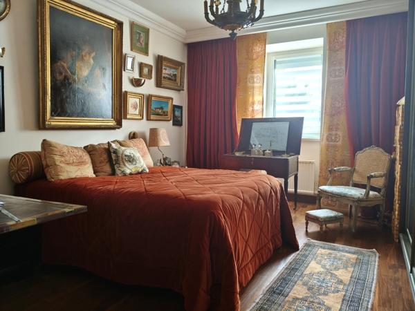 Exclusivité!! Vente interactive, APPEL d'OFFRES. Côtes d'Armor 22400 LAMBALLE. 4 chambres, Hypercentre, duplex bien d'exception