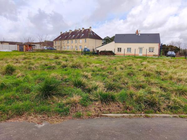 Terrain à Bâtir viabilisé de 830 m2 - SAINTE MARGUERITE D'ELLE