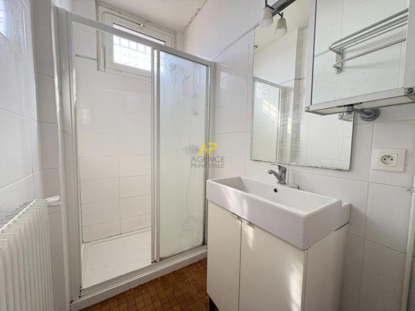 F3 - QUARTIER HISTORIQUE 199 000 € **  - Référence  2041