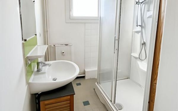 Appartement à vendre    3 pièces • 61,25 m2 Aubenas