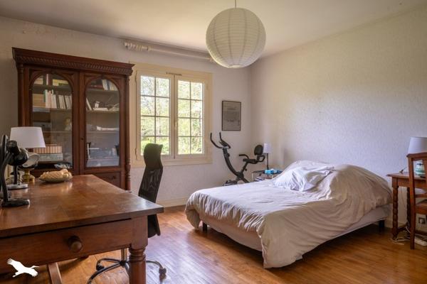 Maison 262 400 € Varetz 4 p 230 m² DPE F