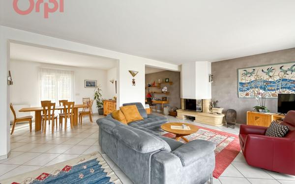Maison à vendre    7 pièces •  Saulx-les-Chartreux