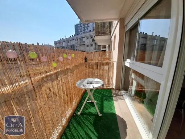 Appartement à louer 2 pièces 48.88m² Angers (49100)