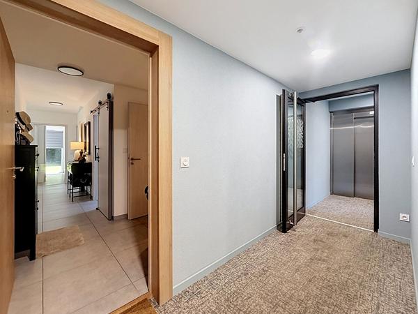 À VENDRE À ÉVIAN-LES-BAINS - T3 RÉCENT 2023 AVEC GRAND JARDIN - GARAGE