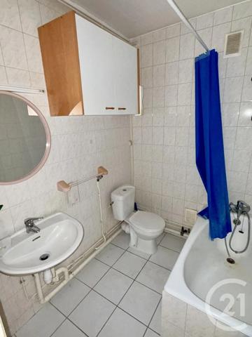 Appartement F2 à vendre  2 pièces - 28 m 2   PONTARLIER  - 25