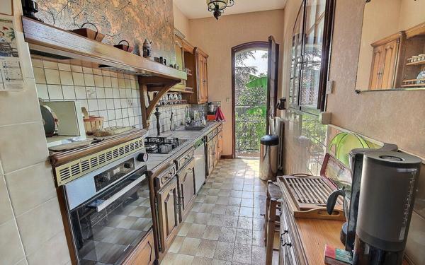 Maison à vendre    4 pièces • 166 m2 Lescar