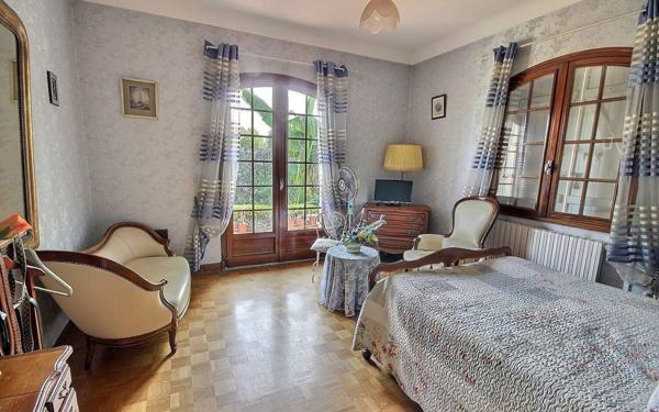 Maison à vendre    4 pièces • 166 m2 Lescar