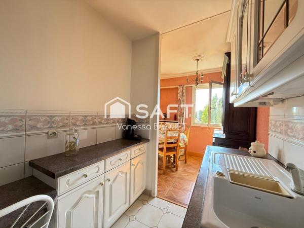 Appartement 4 pièces de 79,11 m² avec terrasse et box, 10 mn à pied de la gare