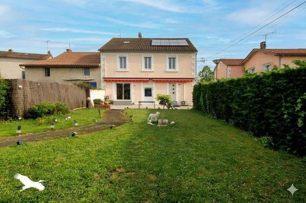 Maison à vendre 296 000 € Saint-Astier 4 p 200 m² DPE C