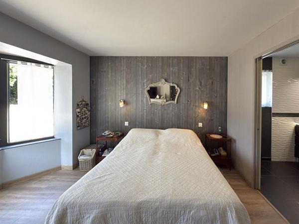 Maison 7 pièce(s) 160 m2 4 chambres et un bureau 56470 Saint-Philibert