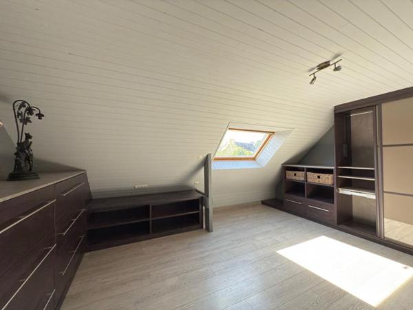 Maison 7 pièce(s) 160 m2 4 chambres et un bureau 56470 Saint-Philibert