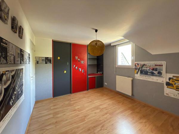 Maison 7 pièce(s) 160 m2 4 chambres et un bureau 56470 Saint-Philibert