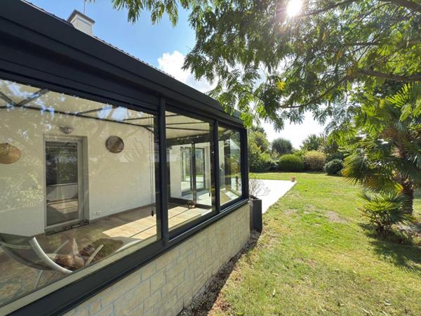 Maison 7 pièce(s) 160 m2 4 chambres et un bureau 56470 Saint-Philibert