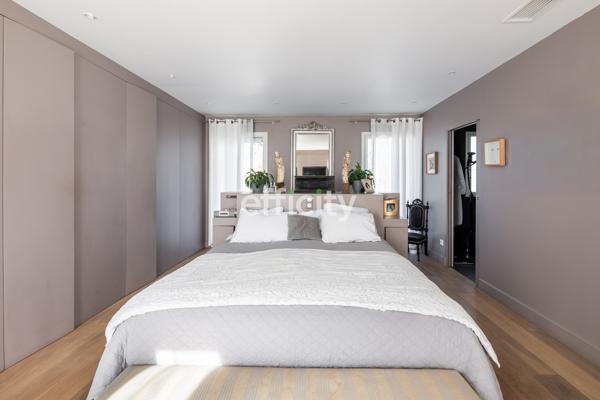 Maison 9 pièces - 290 m²