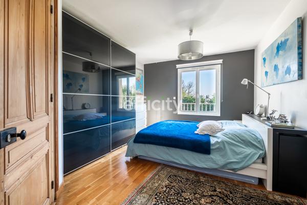 Maison 9 pièces - 290 m²