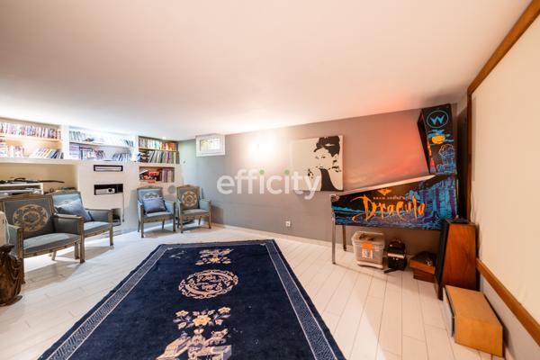 Maison 9 pièces - 290 m²