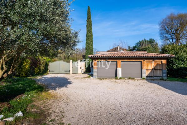 Maison 9 pièces - 290 m²