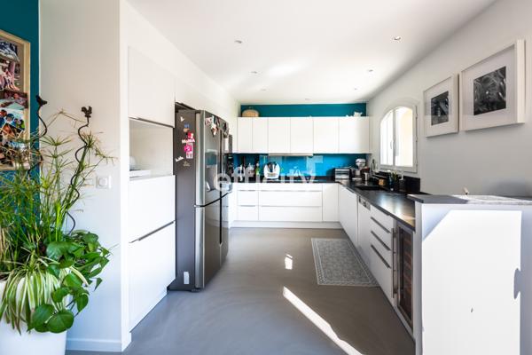 Maison 9 pièces - 290 m²