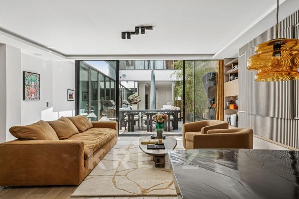 Duplex d'exception proche de la rue du Louvre