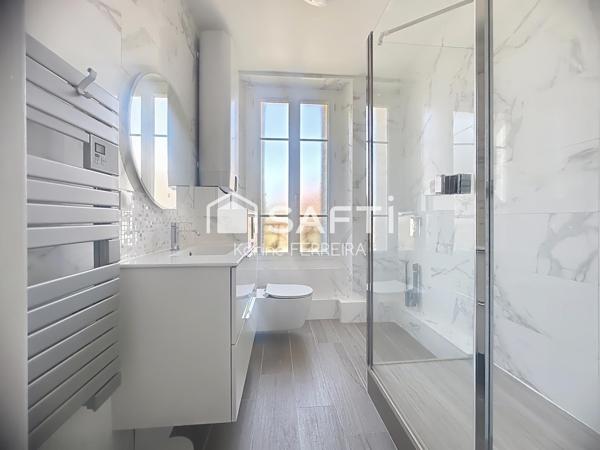APPARTEMENT COMPLÈTEMENT RÉNOVÉ