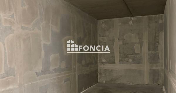 À vendre Parking 16.3 m² - Nantes 44100