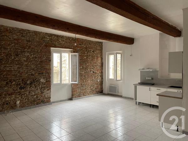 Immeuble à vendre  602 m2 ST LAURENT DE LA SALANQUE - 66