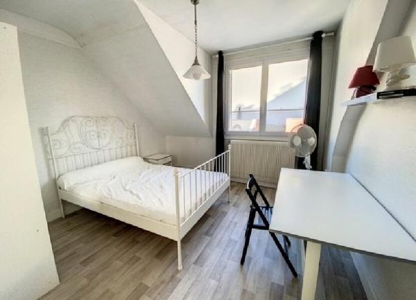 Appartement à louer    1 pièce •  Vichy