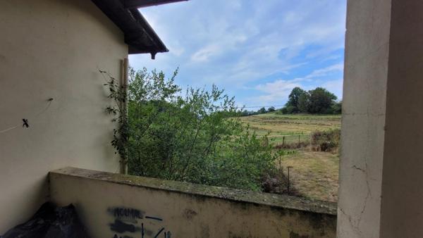 Véritable béarnaise avec 6 chambres sur Terrain clôturé de 5000m2