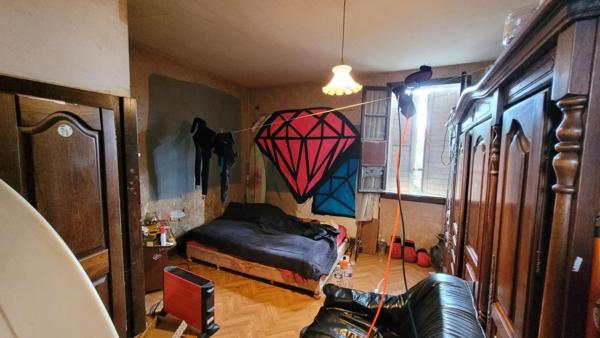 Véritable béarnaise avec 6 chambres sur Terrain clôturé de 5000m2