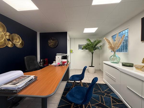 Local commercial Rouen