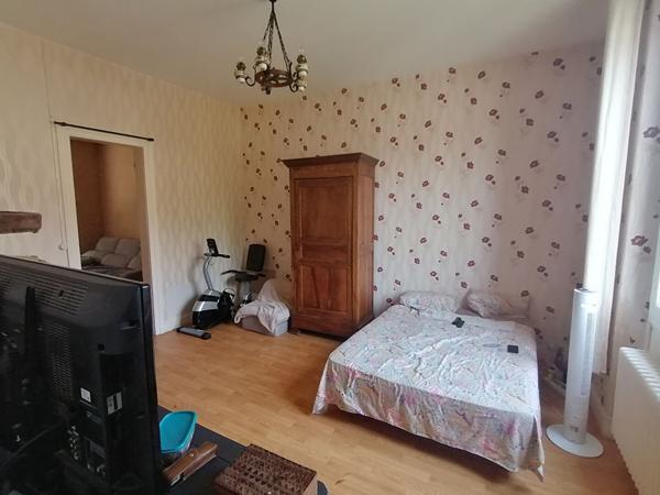 Blaye Les Mines, maison de type 4 de 94m².