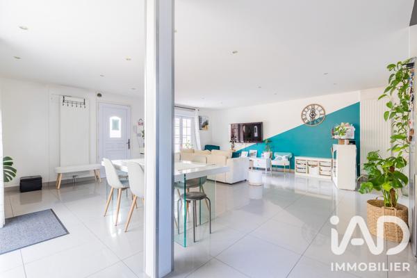 Maison à vendre 5 pièces 122 m² Paray-Vieille-Poste