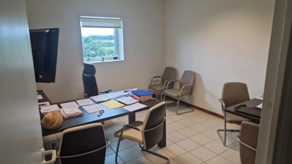 Bureaux 130 m2 Le Lamentin