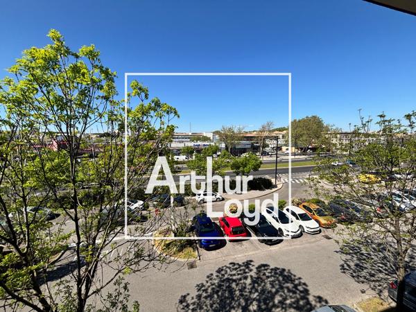 Bureaux à louer à Nîmes au NOVEO CENTER avec accès parking en dernier étage